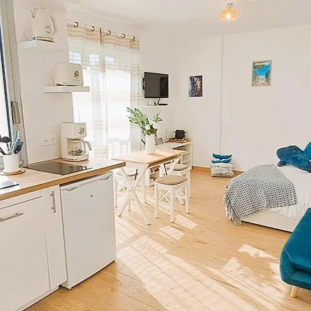 Scarif - A 50 M - Parking Prive *